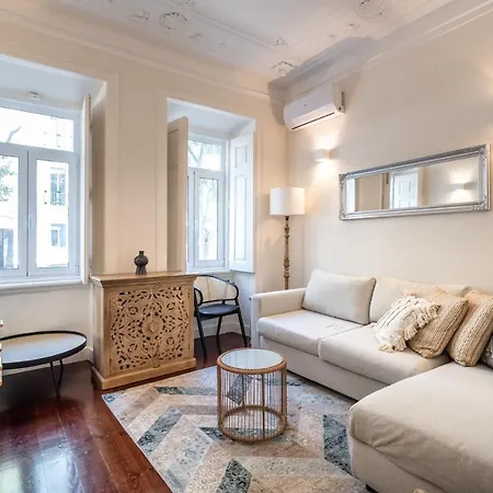 Apartman Akicity Saldanha White *