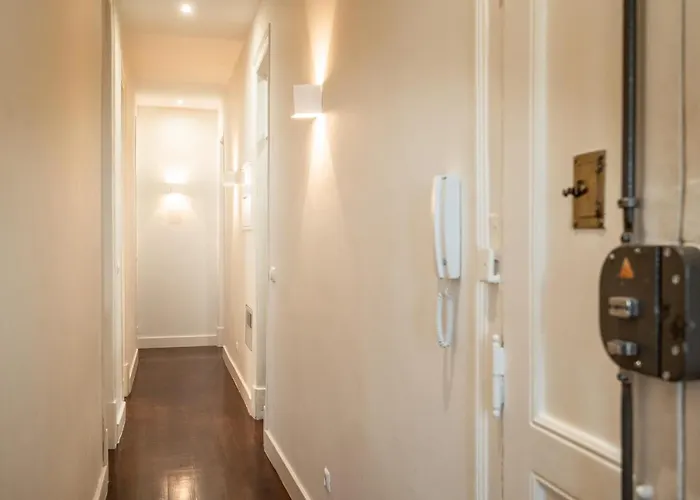 Διαμέρισμα Akicity Saldanha White *